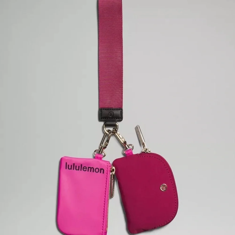 NEW LULULEMON Dual Pouch Wristlet - Picture 15 of 15